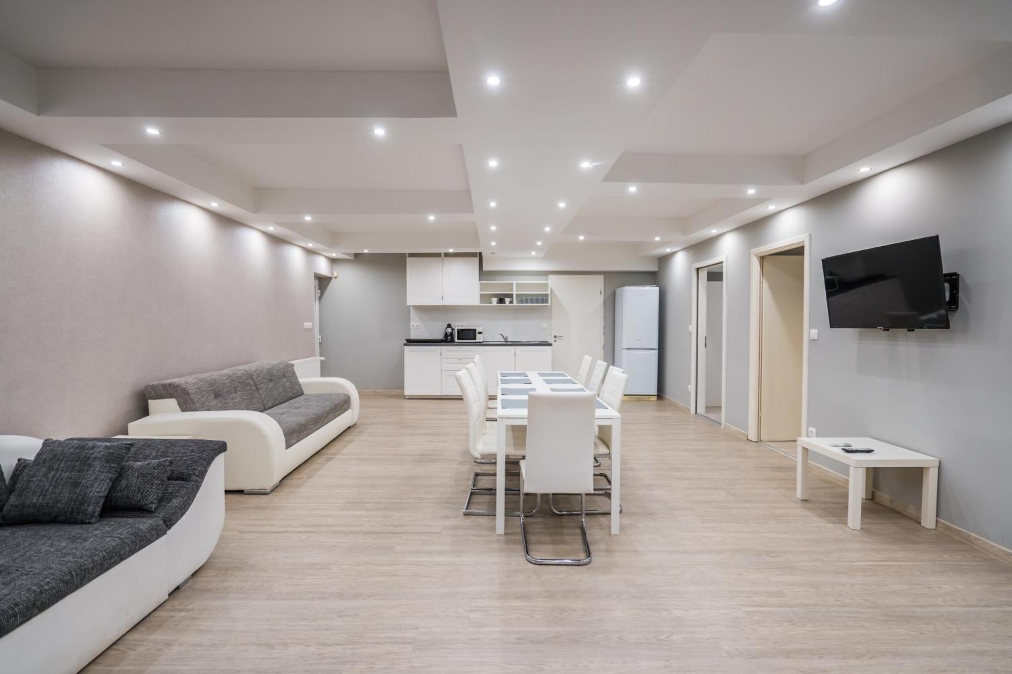 Riviera Apartmanhaz Siofok Ngoại thất bức ảnh
