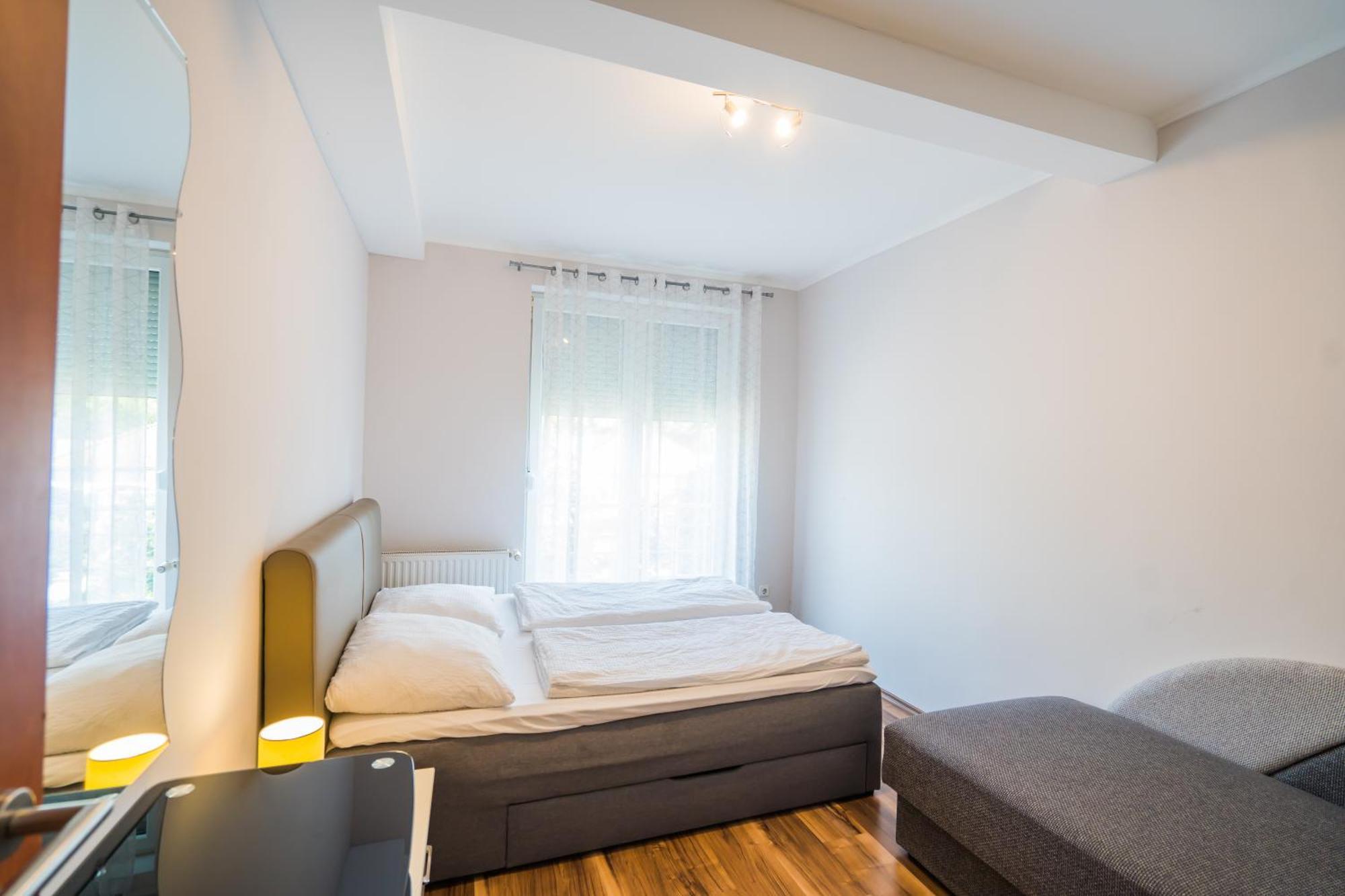 Riviera Apartmanhaz Siofok Ngoại thất bức ảnh