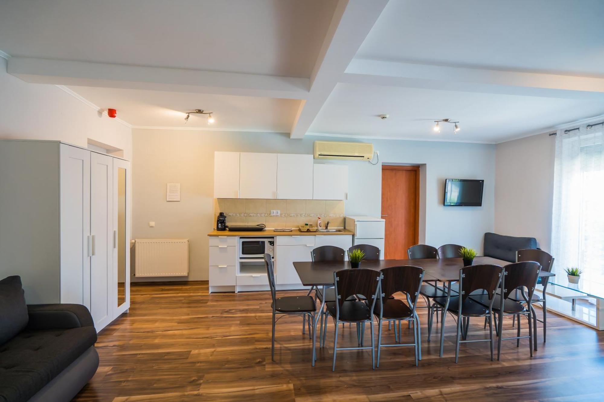 Riviera Apartmanhaz Siofok Ngoại thất bức ảnh