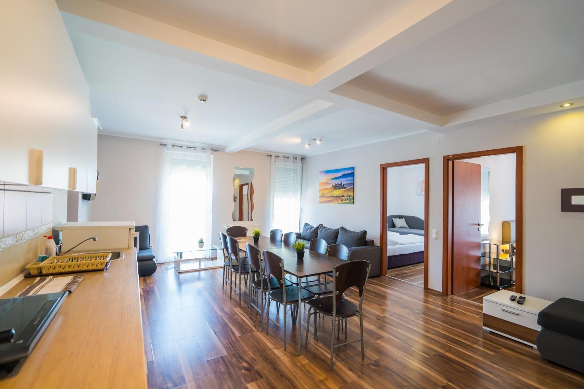 Riviera Apartmanhaz Siofok Ngoại thất bức ảnh
