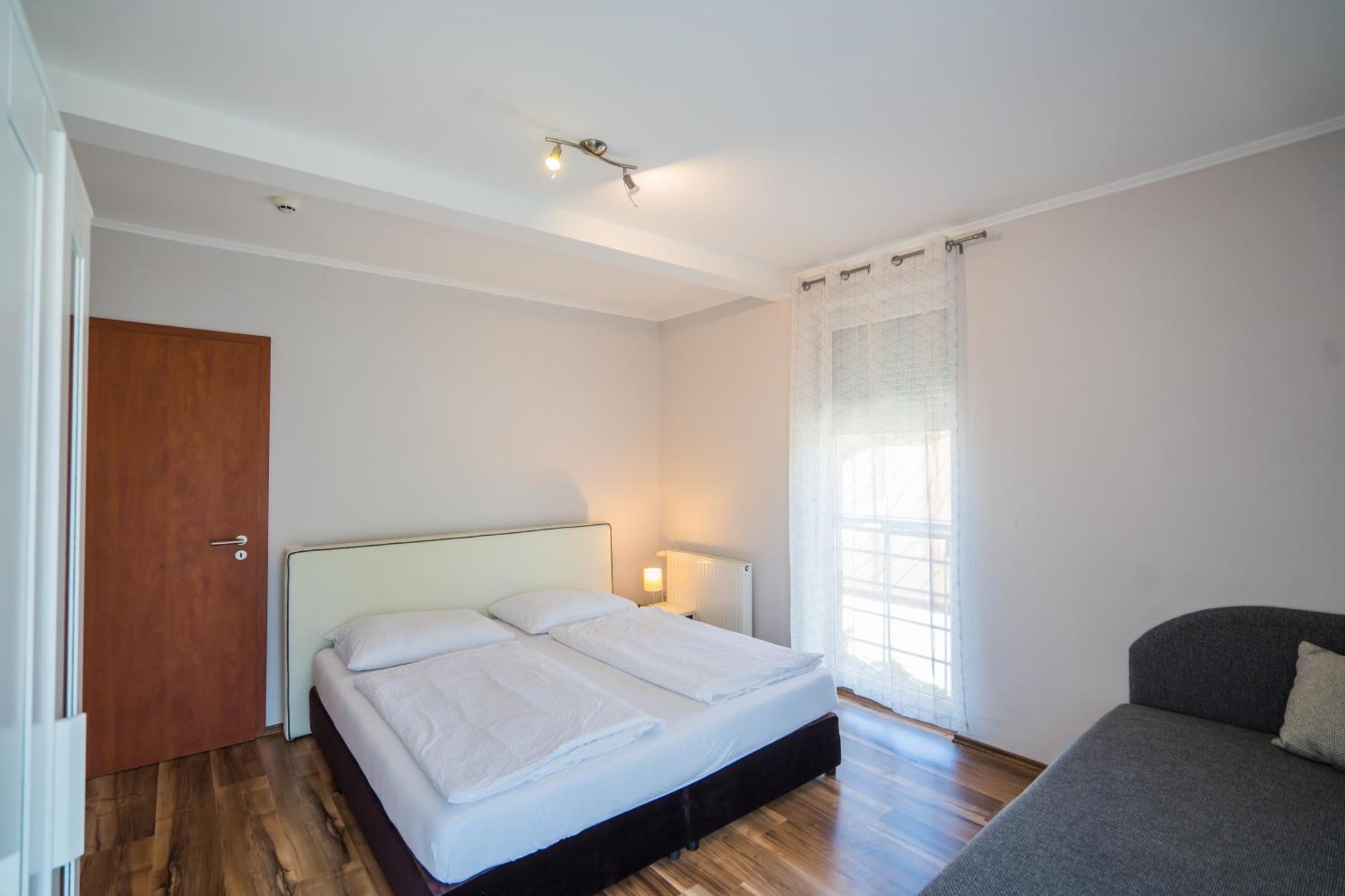 Riviera Apartmanhaz Siofok Ngoại thất bức ảnh