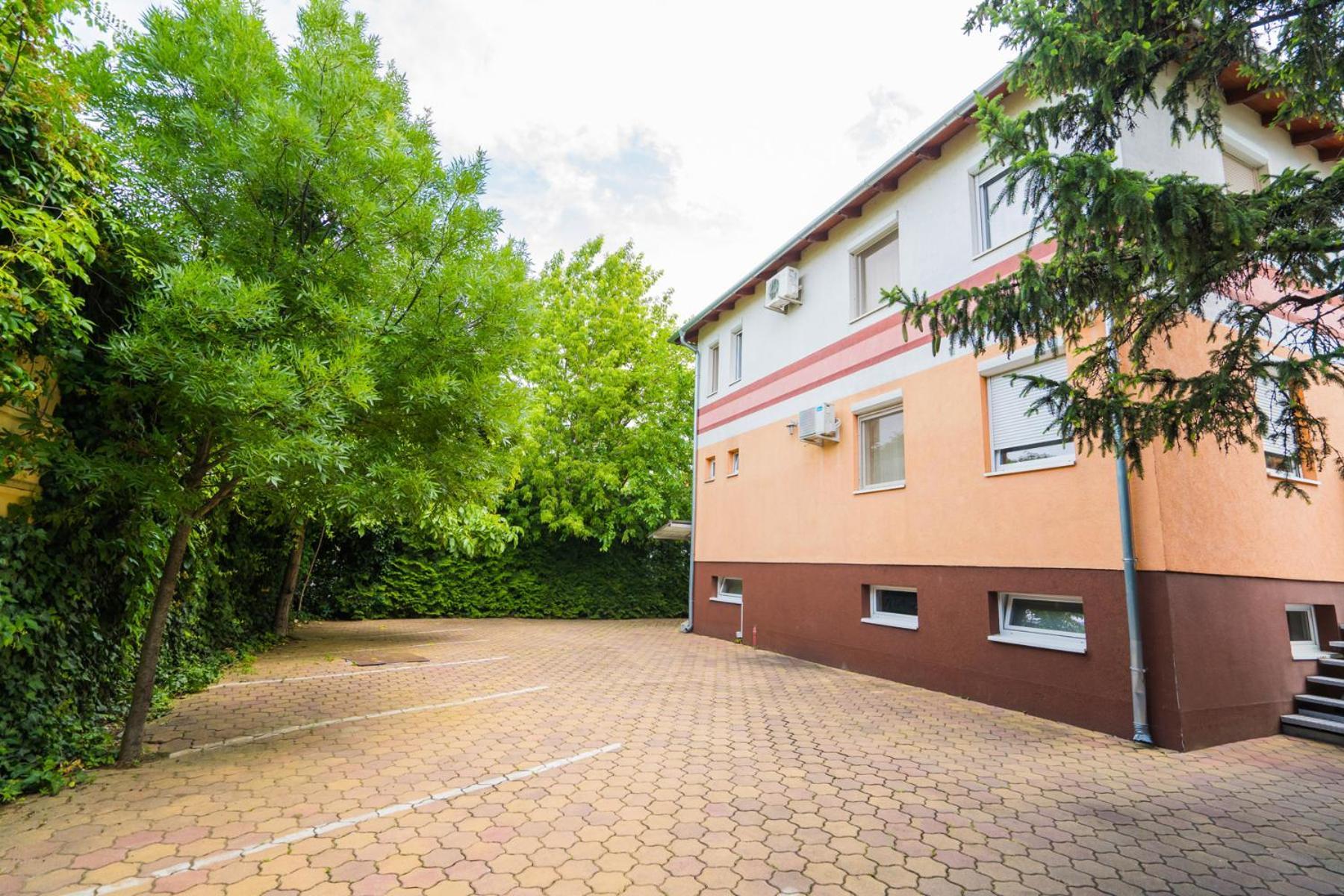 Riviera Apartmanhaz Siofok Ngoại thất bức ảnh