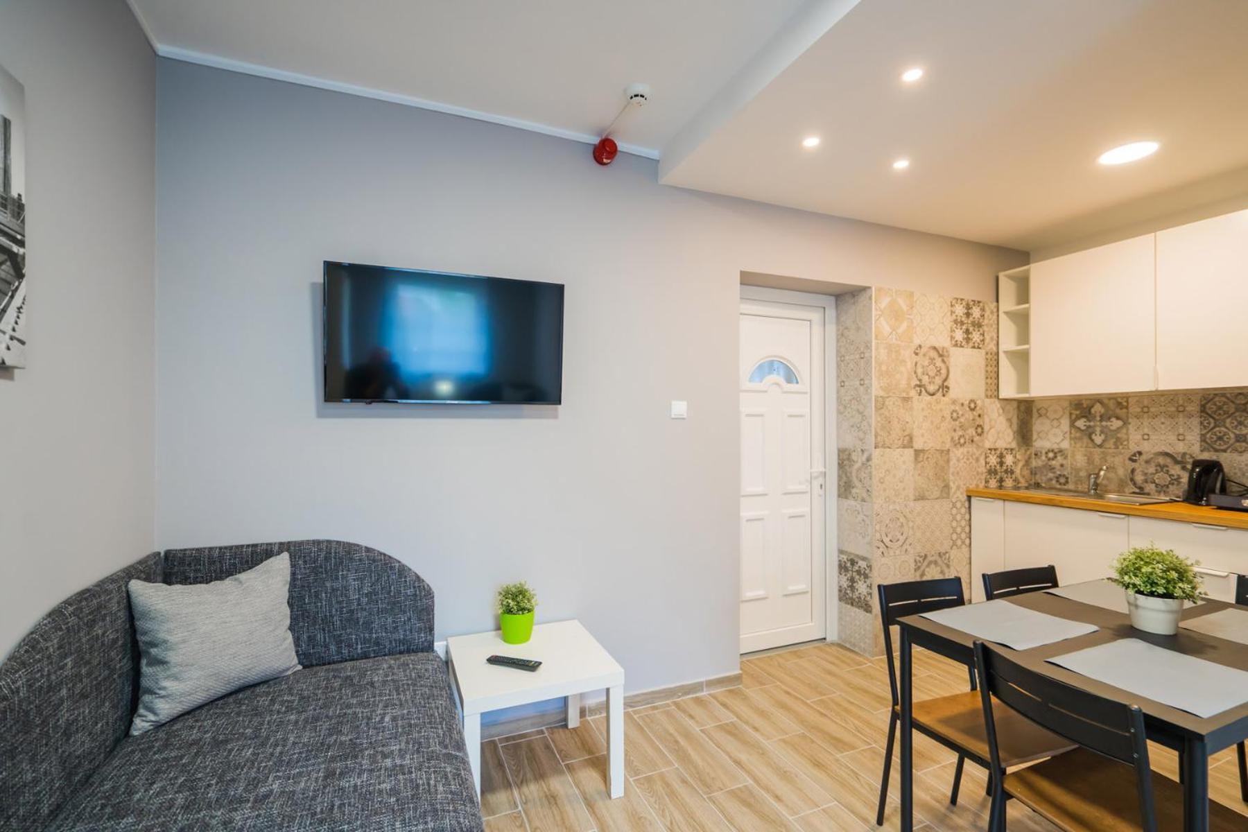 Riviera Apartmanhaz Siofok Ngoại thất bức ảnh